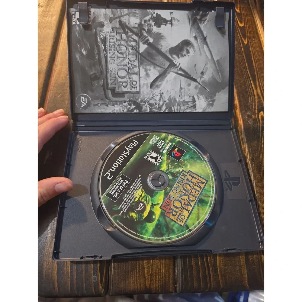 EA Games Medal of Honor: Rising Sun PS2 Shooter War Manual Included‎